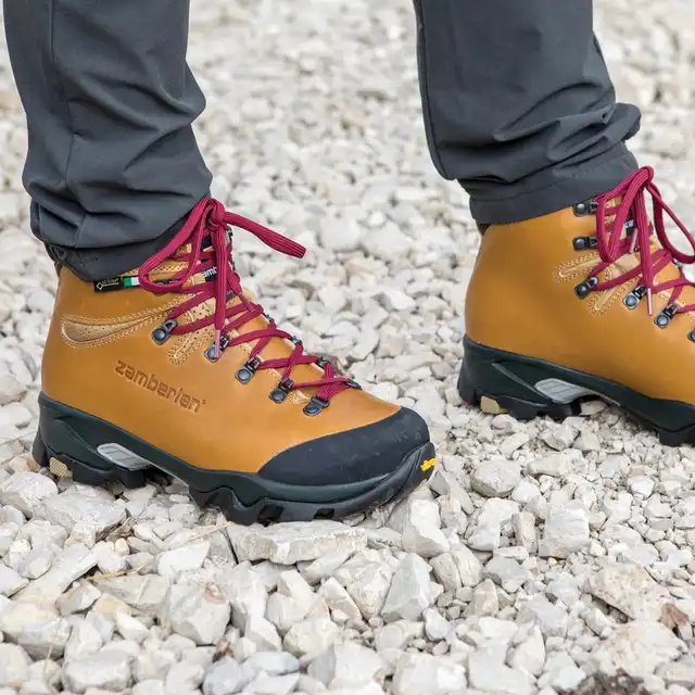 VIOZ LUX GTX® RR WNS - Waxed Camel | Guidefitter