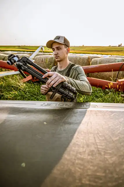 MOUNTAIN PASS TRIPOD KIT - image 6