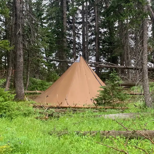 8 Person Tipi - Brown, No Screen | Guidefitter