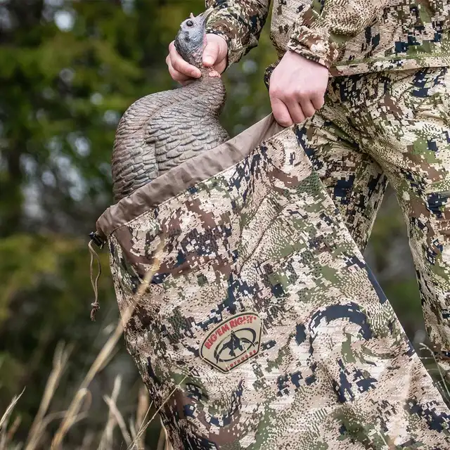 Rig’Em Right® Turkey Decoy Bag - image 5