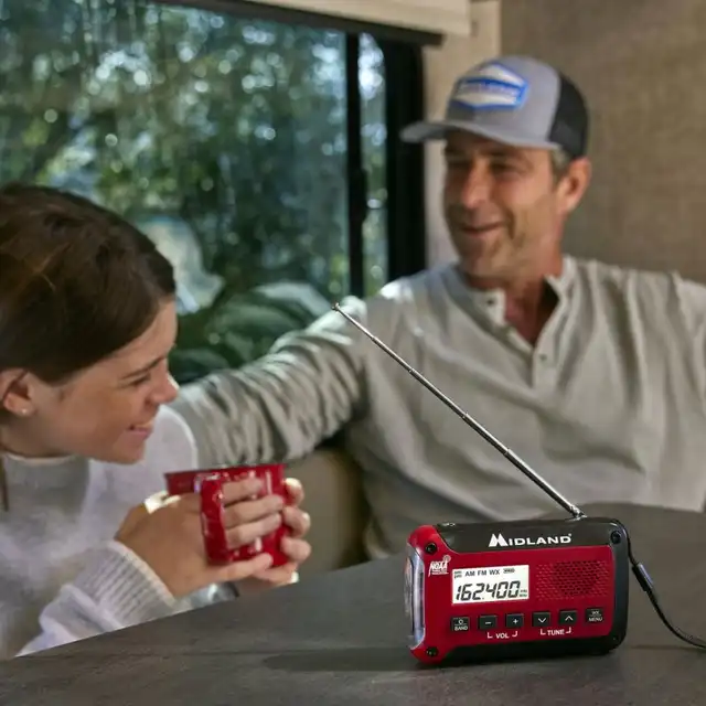 ER10VP E+READY® Compact Emergency Alert AM/FM Weather Radio - image 5