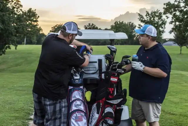 Voyager 20 Soft Cooler Bag - image 3