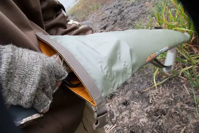 WATERPROOF GUN CASE - image 9