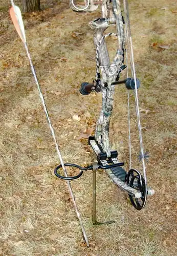 Archers Ground Stake With Arrow Ring
