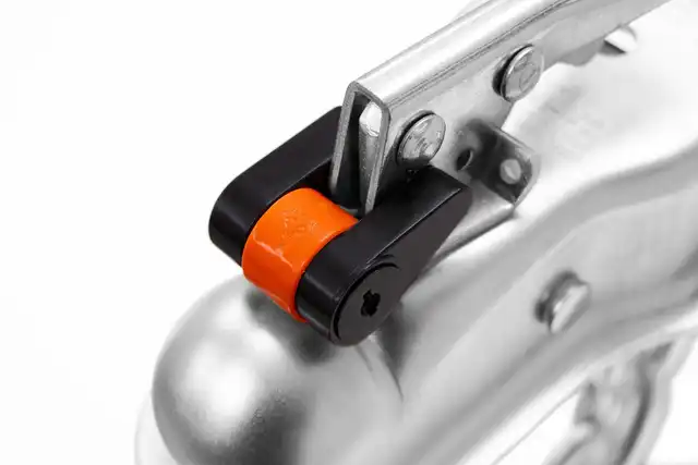 Anti-Theft Trailer Coupler Ball and Lock - image 5