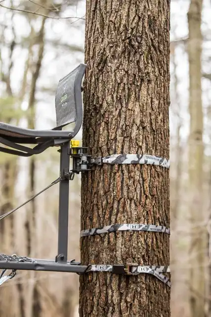 Cruzr Bone Collector Hang-On - image 5