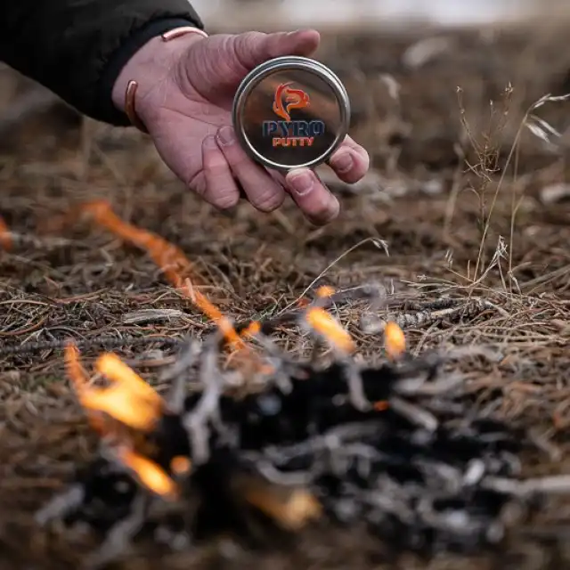 Pyro Putty 2 Oz Can Waterproof Fire Starters - image 7