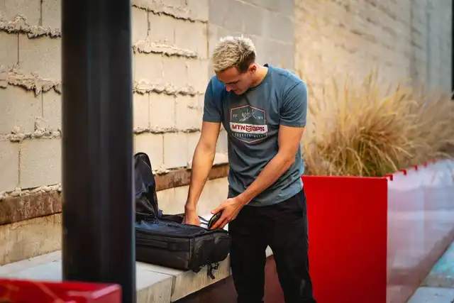 DUTTON TEE - image 6